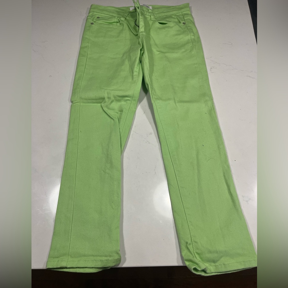 Womans Joe Fresh ankle jeans like new!